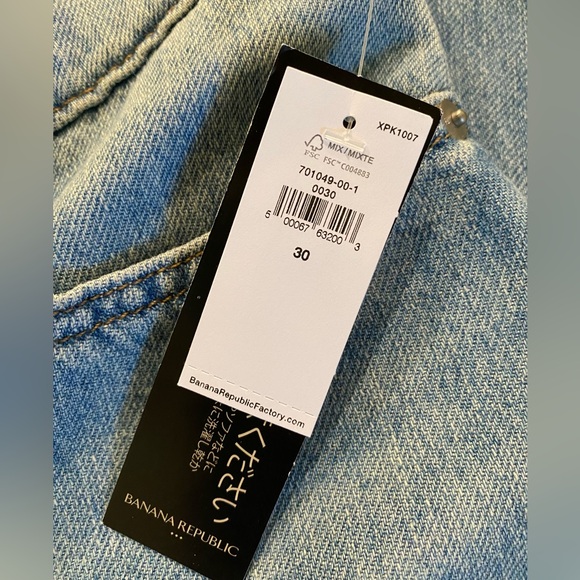 Banana Republic flare crop jeans, NWT - Picture 3 of 9